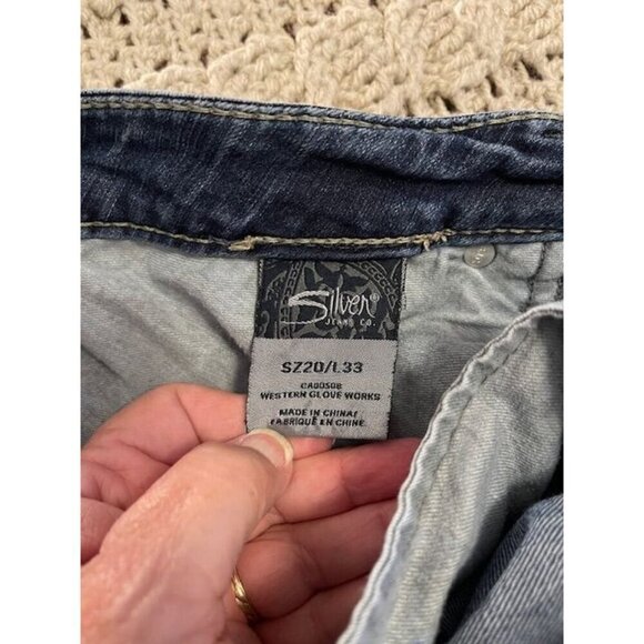Silver Jeans Co.  WOMEN'S Tuesday Mid-Rise Bootcut Denim Jeans SZ 20/L33 WORN-IN - Picture 13 of 16